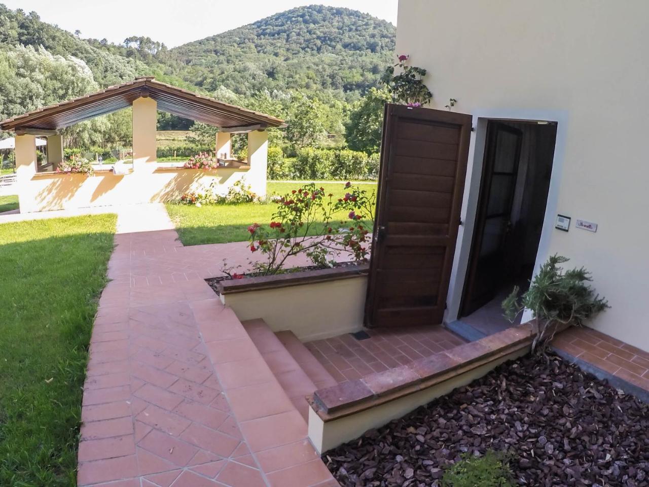 Casale La Fata -Tipico Toscano Immerso Nelle Colline Tra Lucca E Versilia, 6 Appartamenti Indipendenti Camaiore Εξωτερικό φωτογραφία
